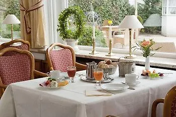 Hotel Parkfrieden 2*